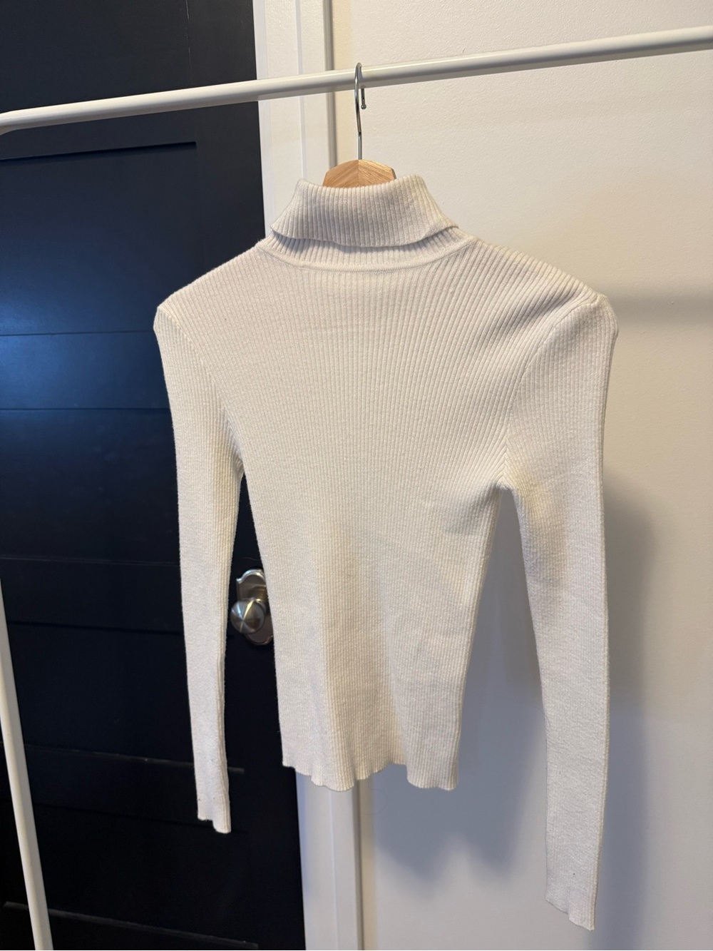 Active USA Classic Cream Ribbed Turtleneck Sweater - Women's